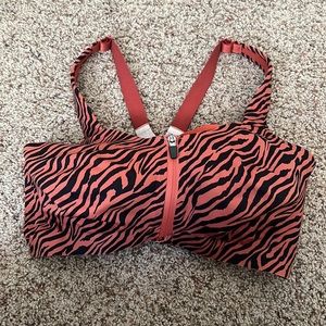 Victoria’s Secret Incredible Knockout Ultra Max Sports Bra - 36DDD